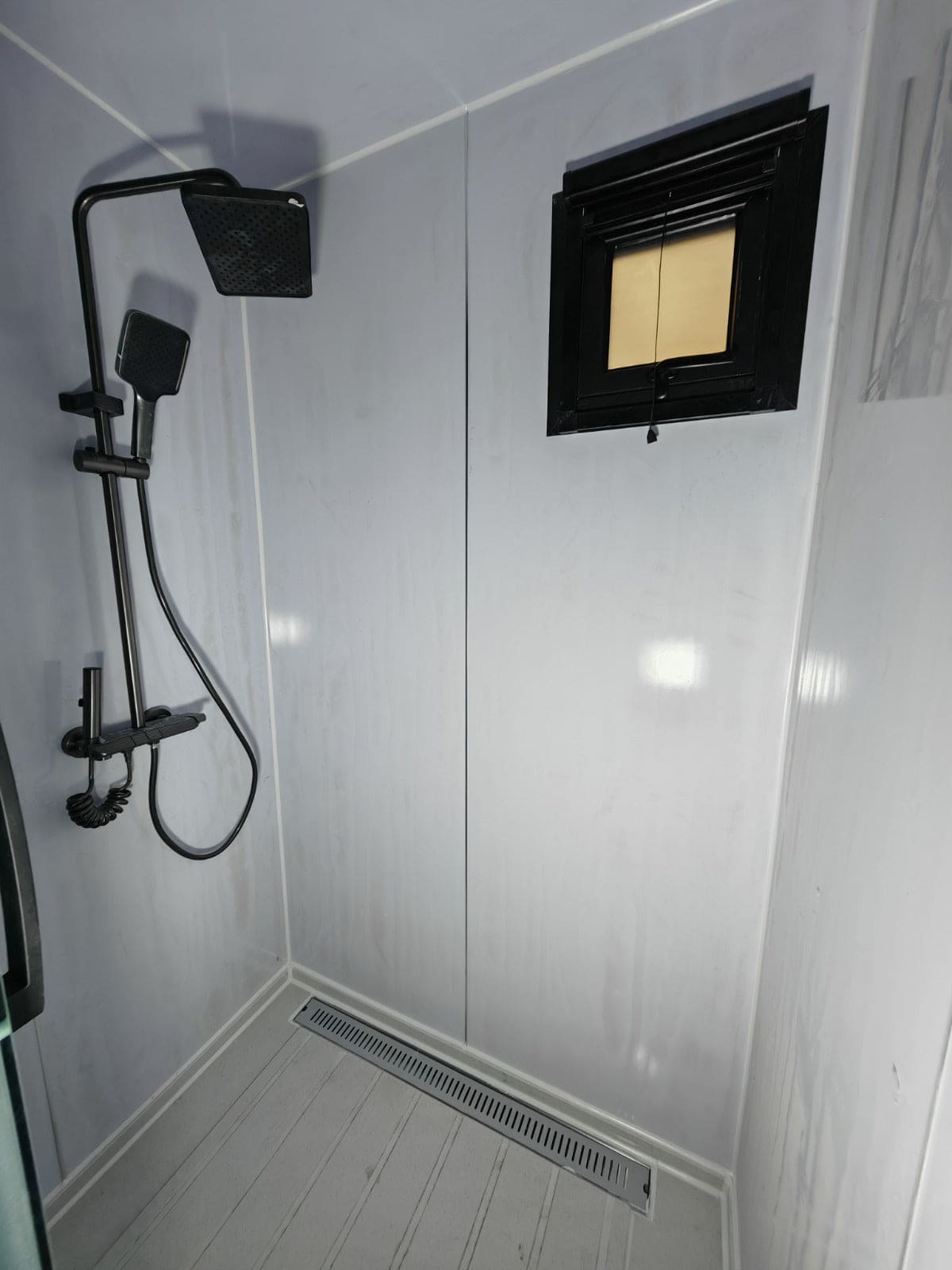 Fully Expandable Tiny Home – Smart, Flexible Living Delivered to Your Door